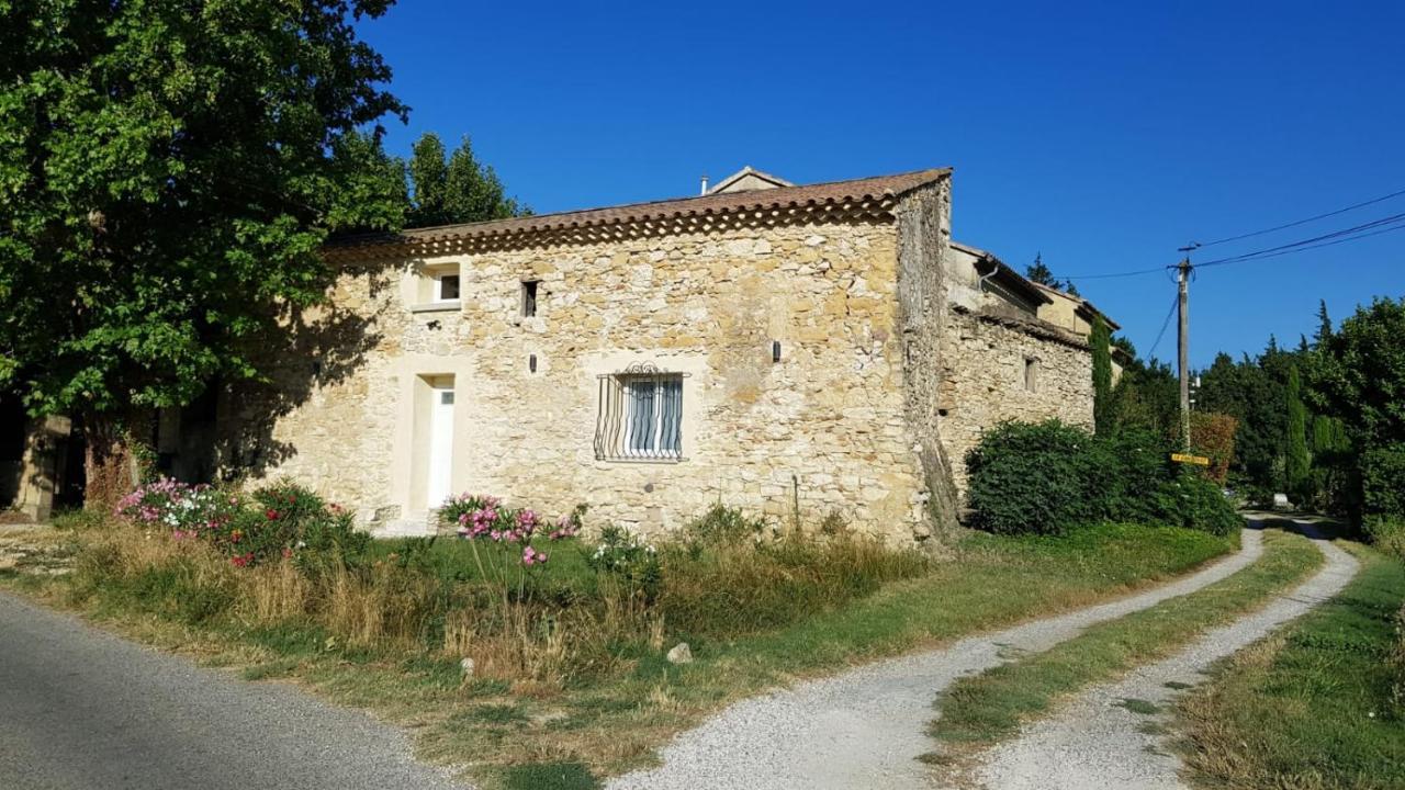 Maison Au Calme En Campagne Climatisee Caderousse Экстерьер фото