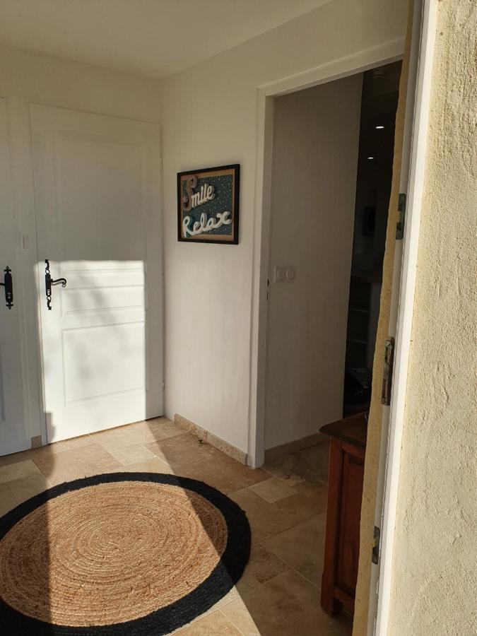 Maison Au Calme En Campagne Climatisee Caderousse Экстерьер фото
